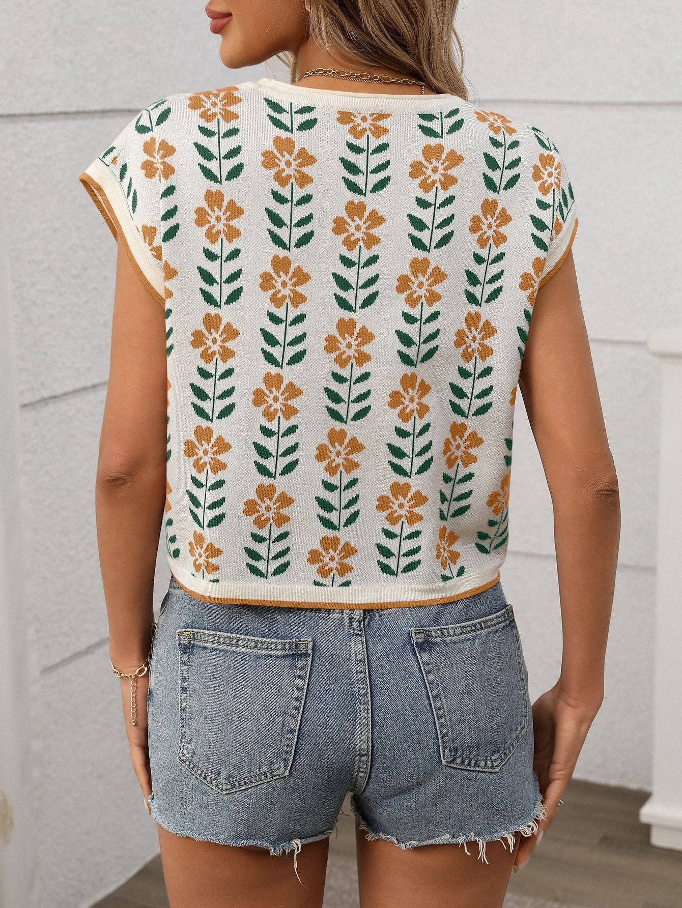 Retro Floral Knit Crop Sleeve Sweater