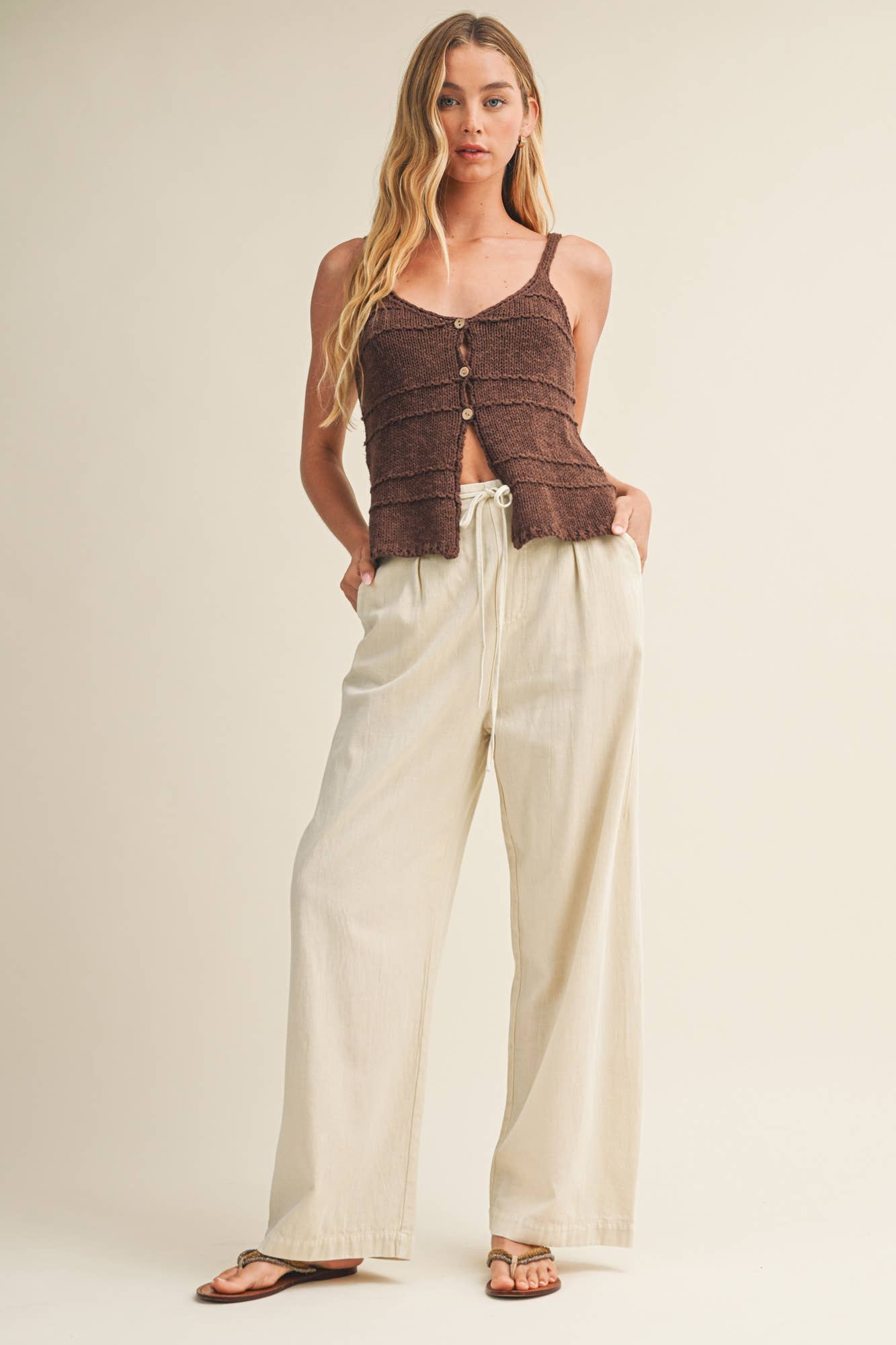 DUSTY WOOD FRONT BUTTON CLOSURE SWEATER TANK TOP