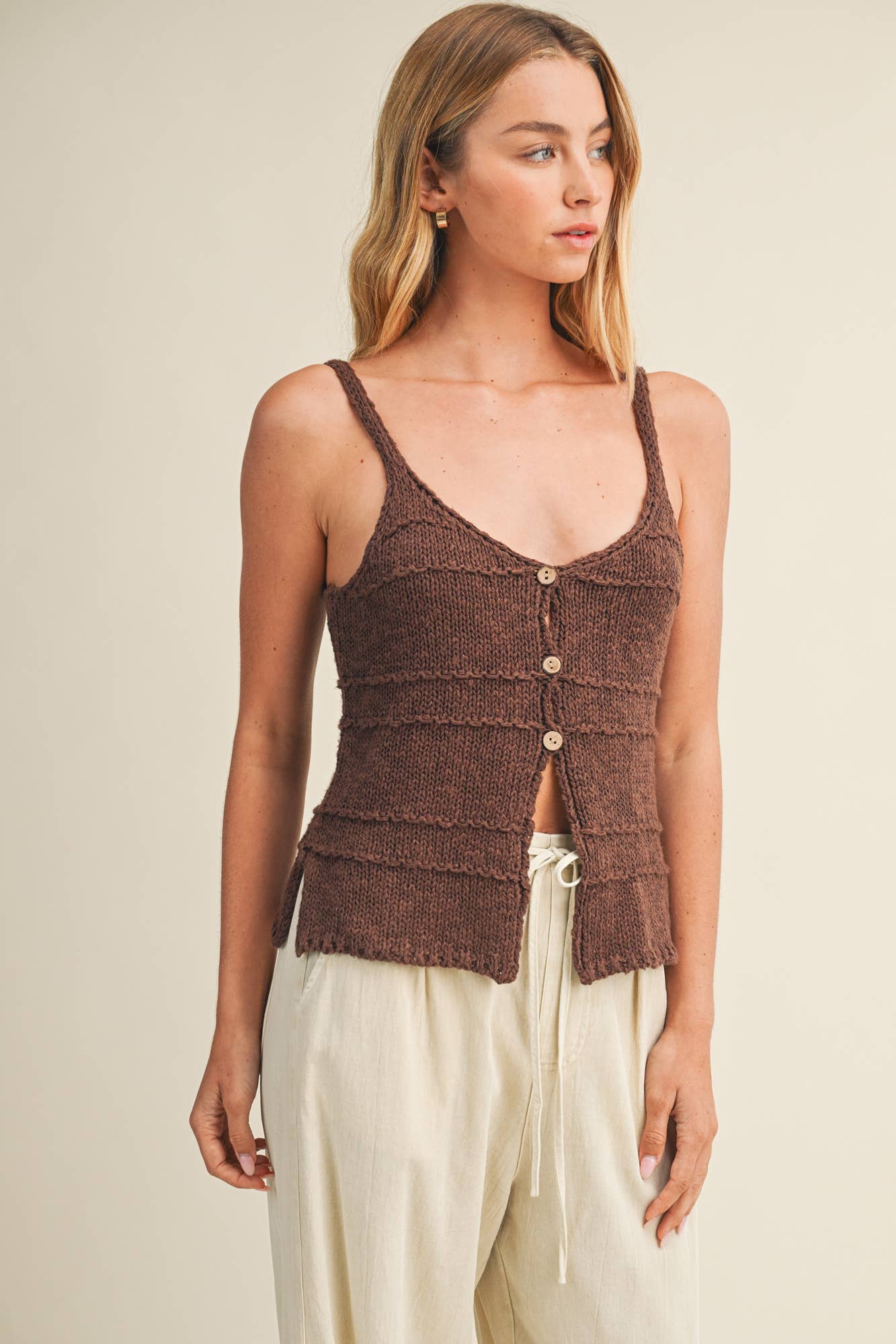 DUSTY WOOD FRONT BUTTON CLOSURE SWEATER TANK TOP